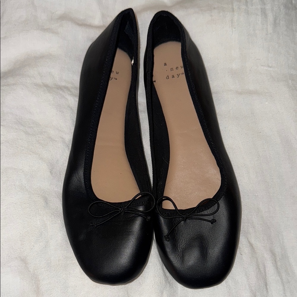 A New Day Black Flats with Bow Detail